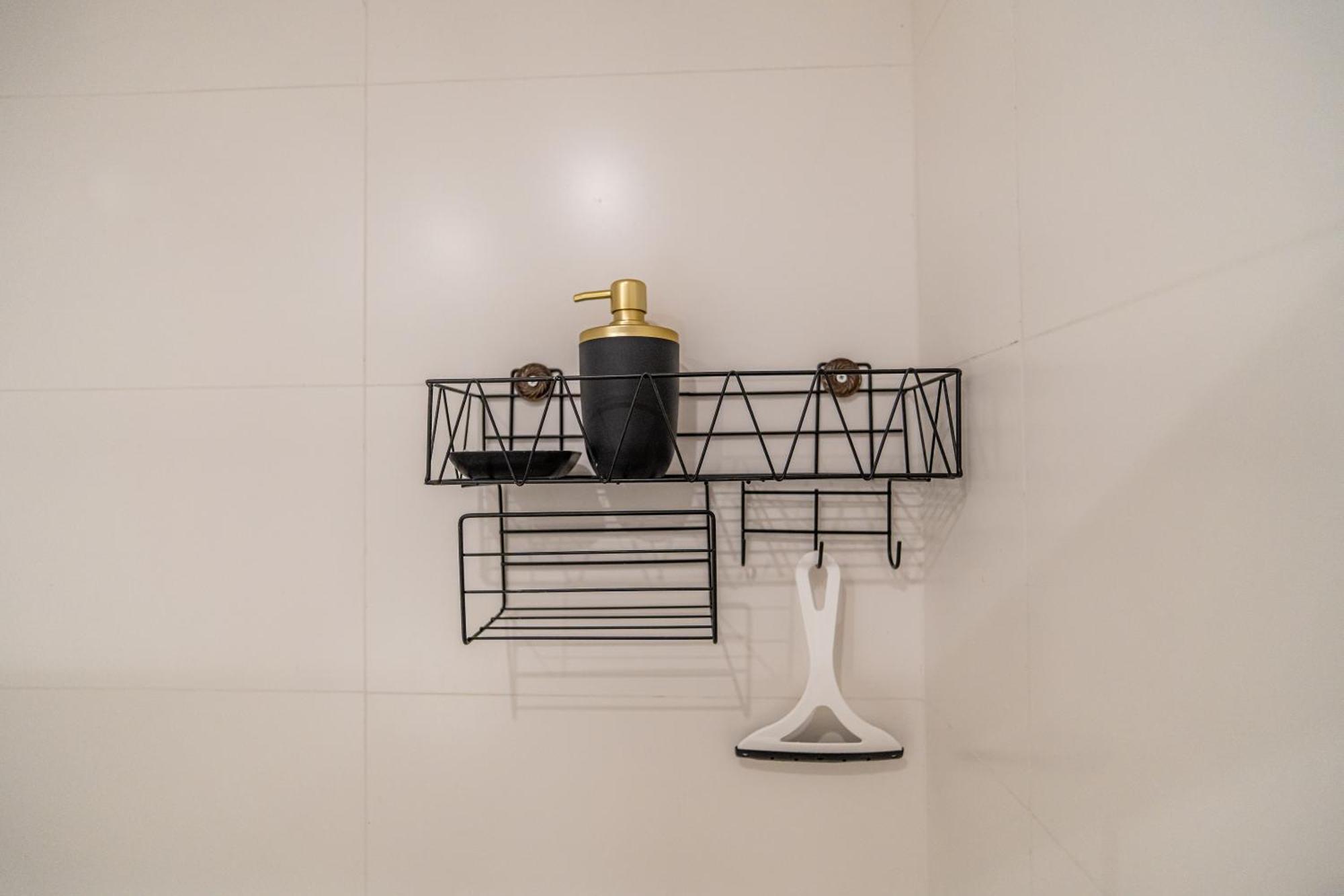 Charles Rio Incrivel Appartement *