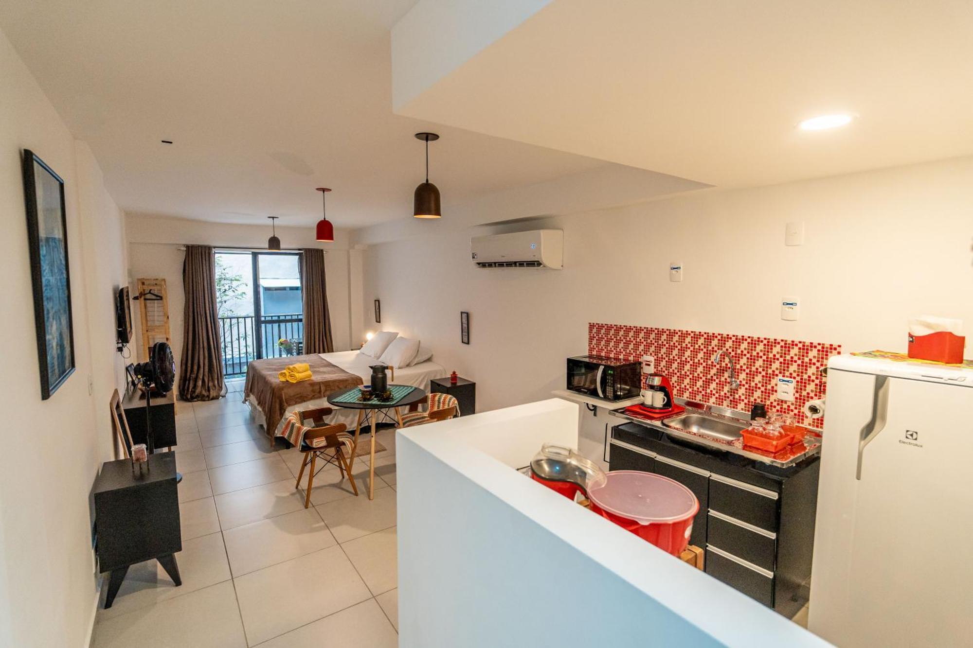 Charles Rio Incrivel Appartement